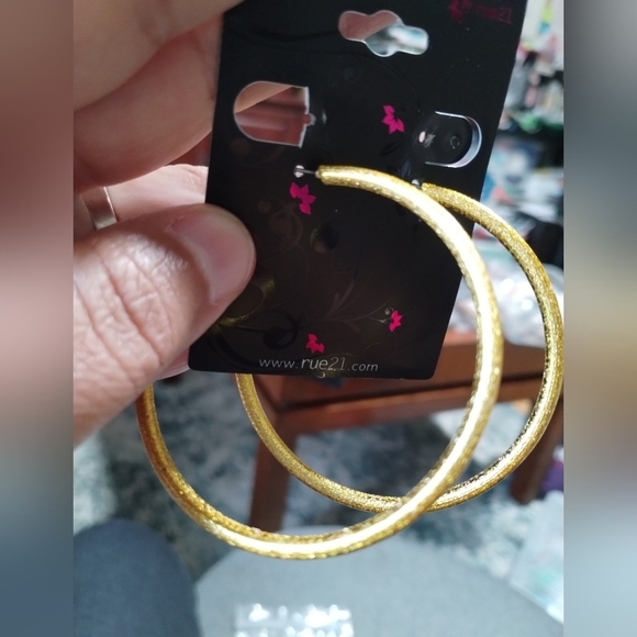 👜Gold sparkly hoop‎ earnings - #144 - Picture 7 of 8